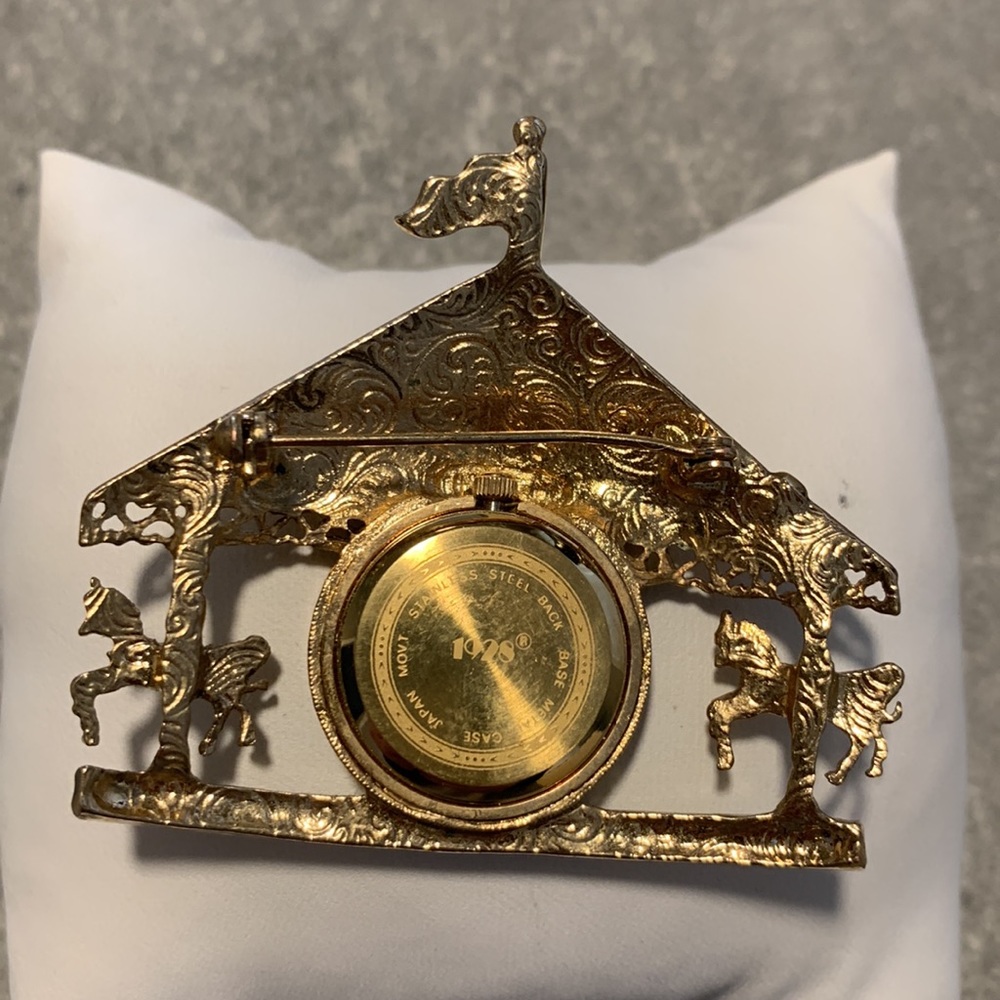Rare 1928 Vintage Carousel Horse Brooch - Picture 3 of 3